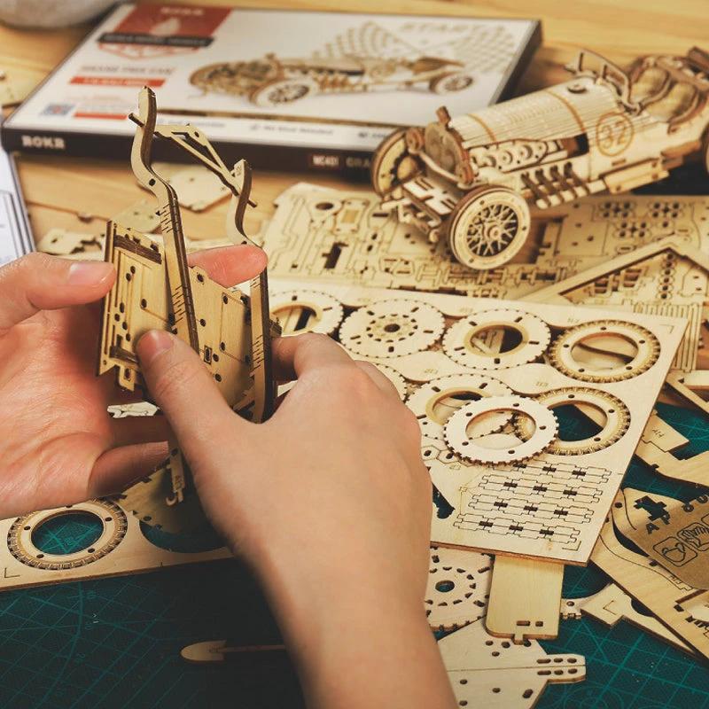 Puzzle Model Mechanical Made of Wood Super by Bowlift