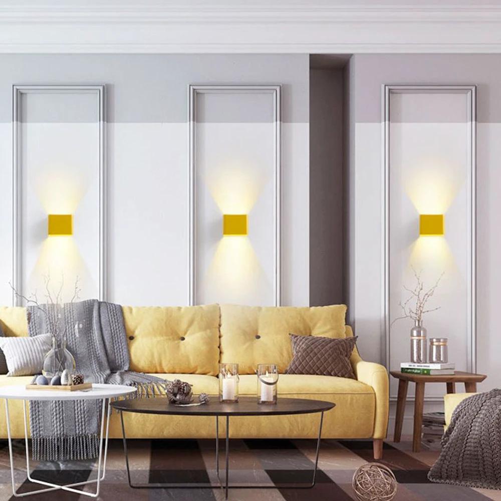 Square wall lamp with unique design Bowlift by Bowlift