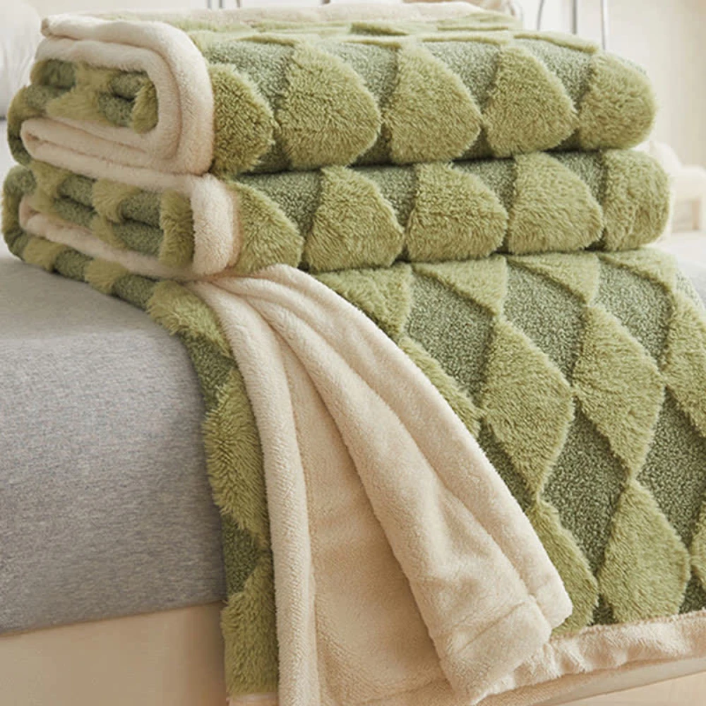 Soft Diamond Pattern Comfort Blanket by Casa & Beyond