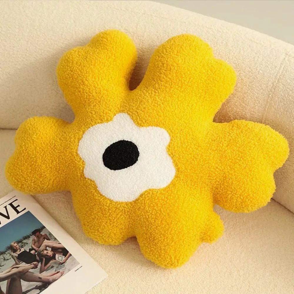 Daisy Doodle Cushion by Casa & Beyond