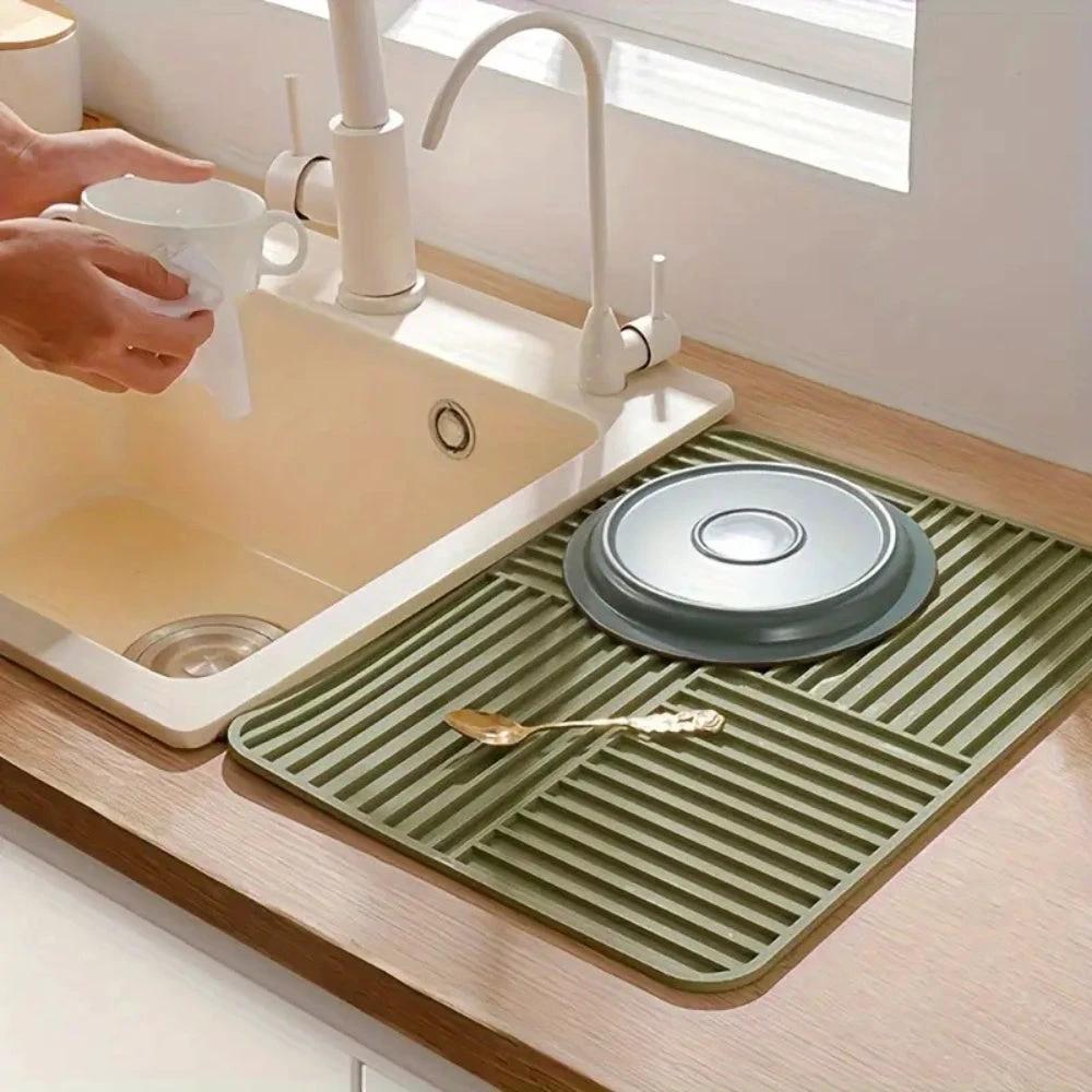 Ridged Foldable Multi-Purpose Drying Mat by Casa & Beyond