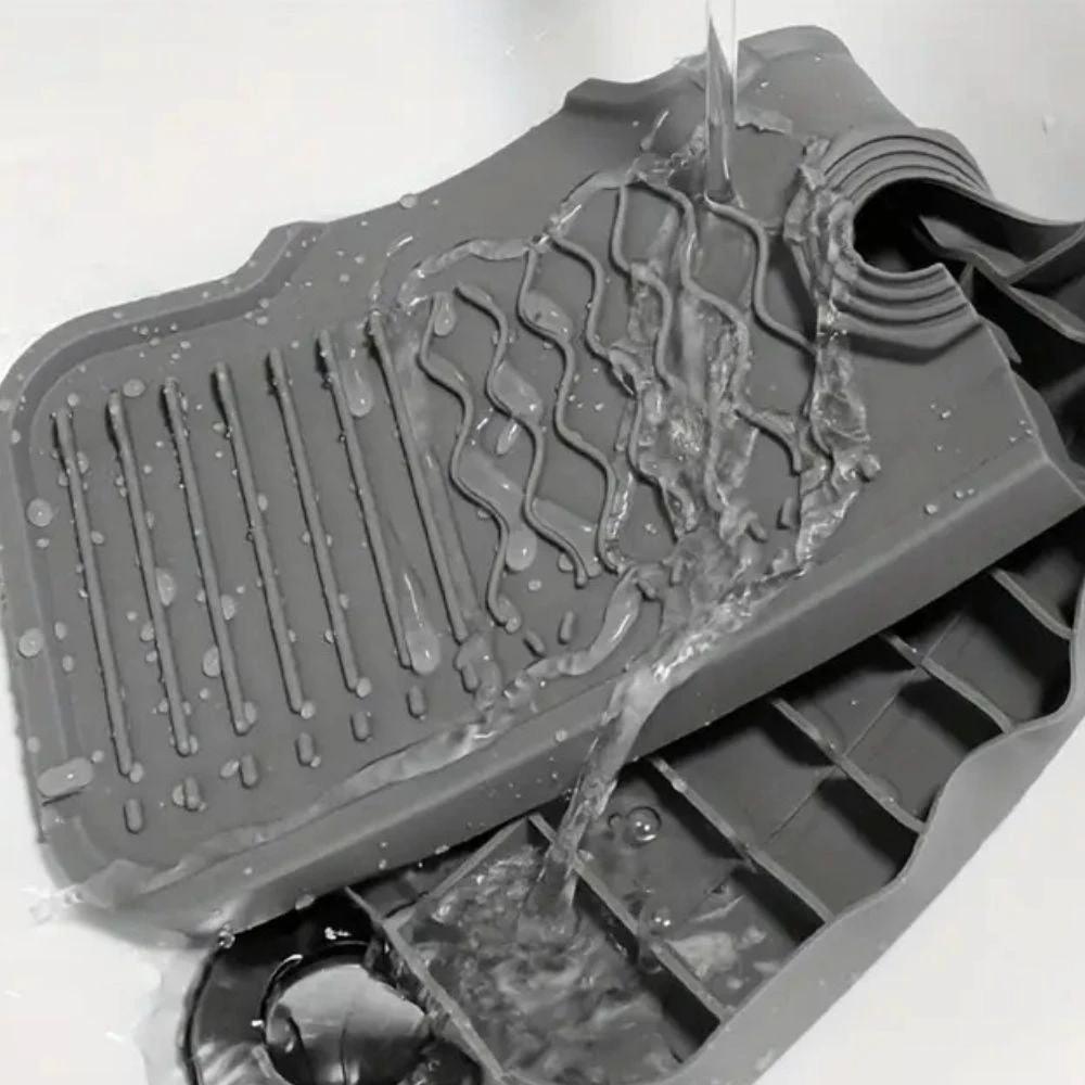 Aqua Slope Rubber Faucet Sink Mat by Casa & Beyond