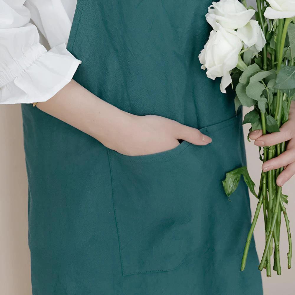 Minimalist Cross-Back Apron by Casa & Beyond