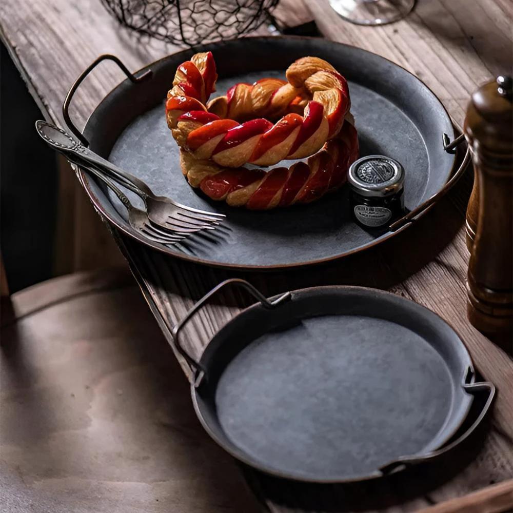 Retro Round Metal Dinner Serving Trays by Casa & Beyond