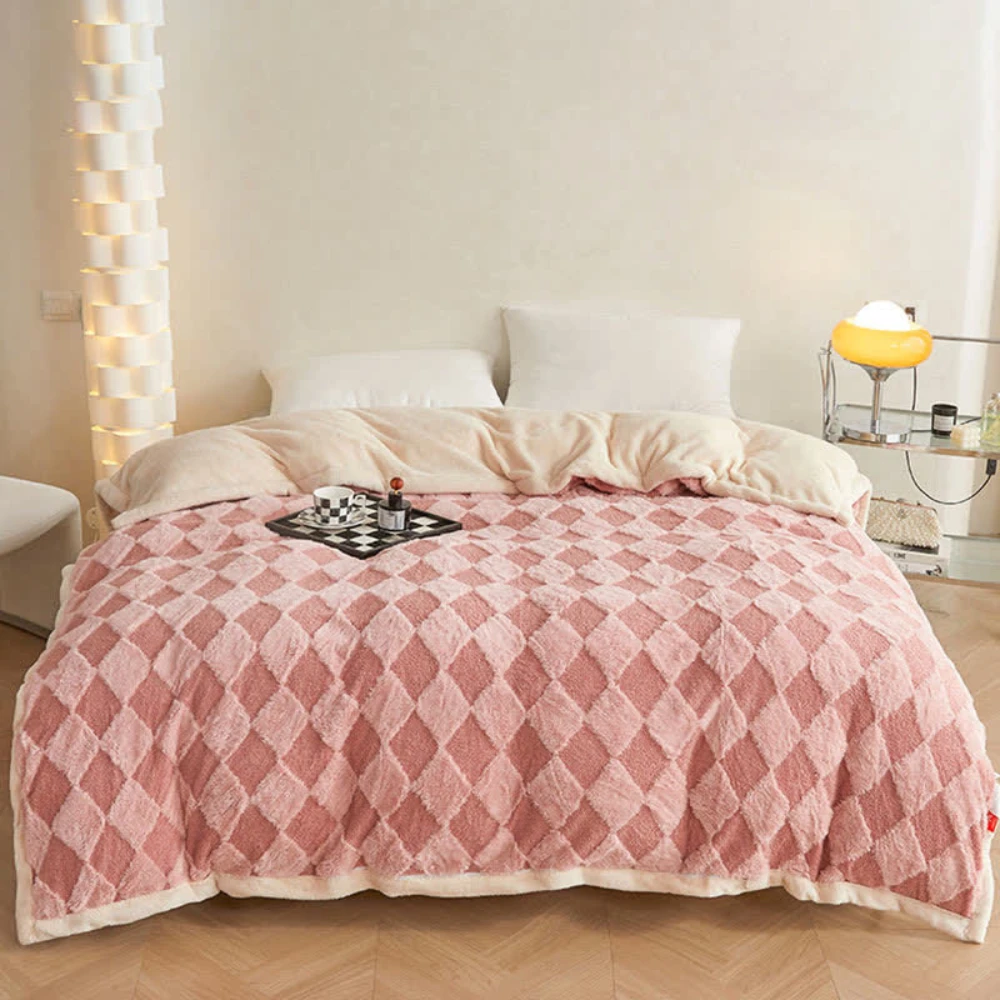 Soft Diamond Pattern Comfort Blanket by Casa & Beyond