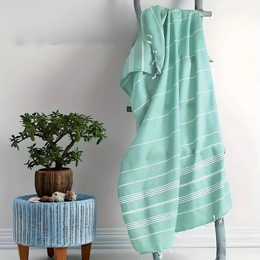 EcoWave Quick Drying Towel - Lightweight Beach Towel - Multi-Purpose - Beach - Spa - Travel - Home - Eco-Friendly - Cotton Towel Bowlift by Bowlift