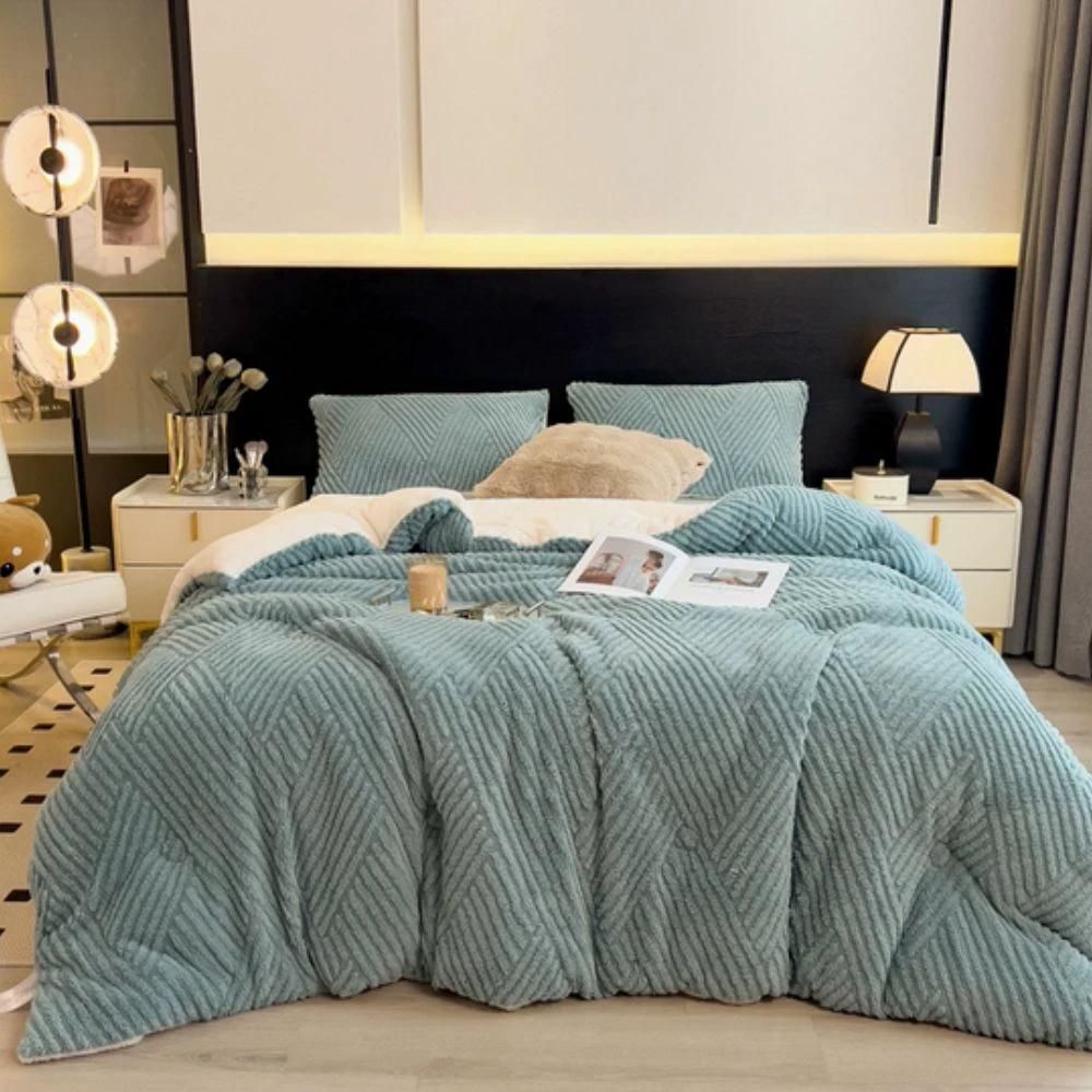 Chevron Luxe Plush Blanket by Casa & Beyond