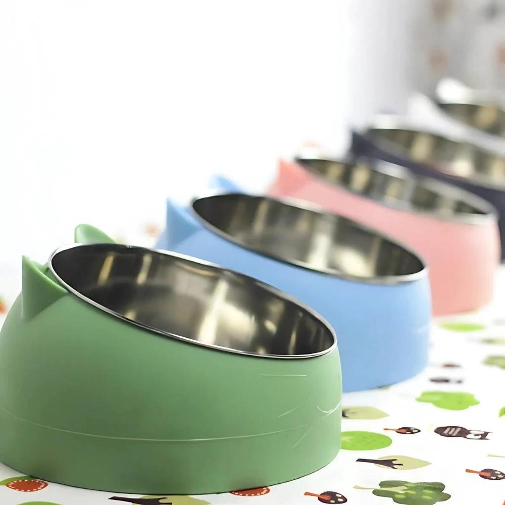 PurrfectAngle Pet Feeding Bowl by Casa & Beyond