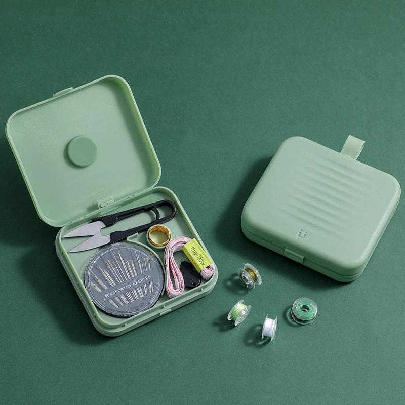 Universal Magnetic Sewing Kit by Bowlift