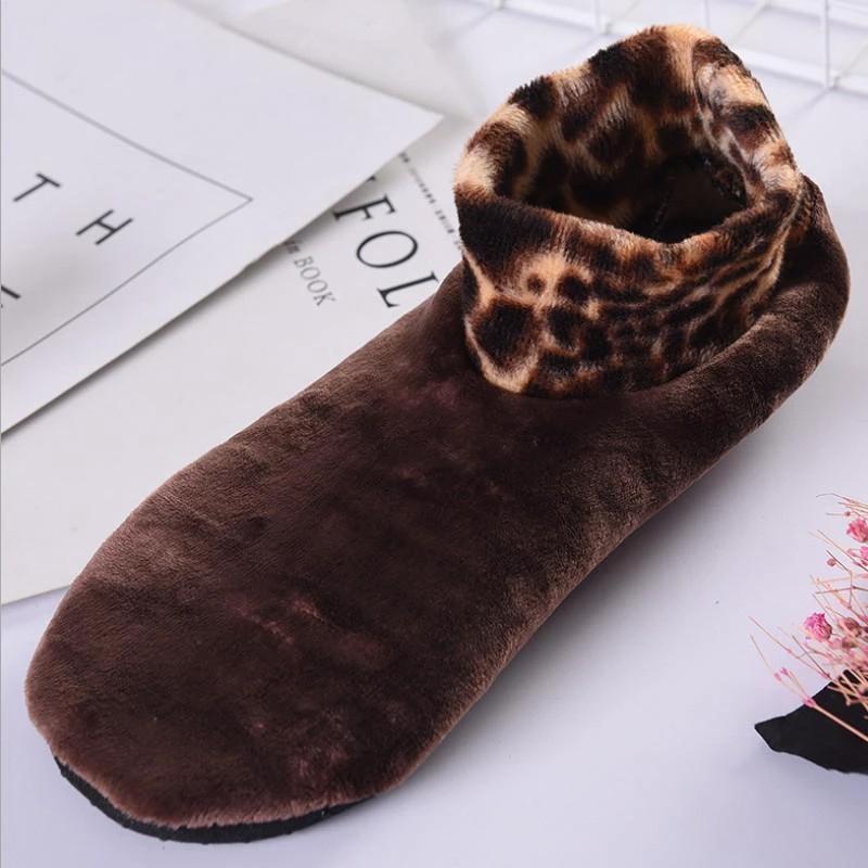 Non-slip inner thermal socks by Bowlift