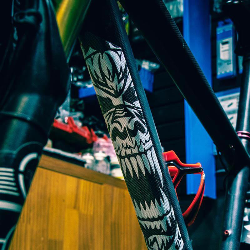 Protective sticker for the bicycle by Bowlift