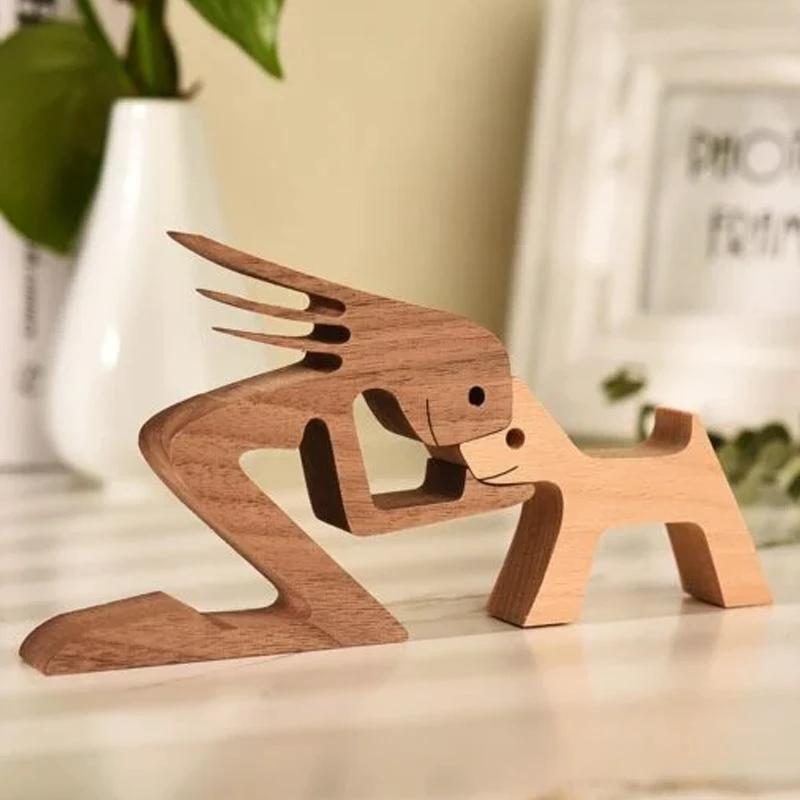 Tier lovers - Table ornaments made of wood carving by Bowlift