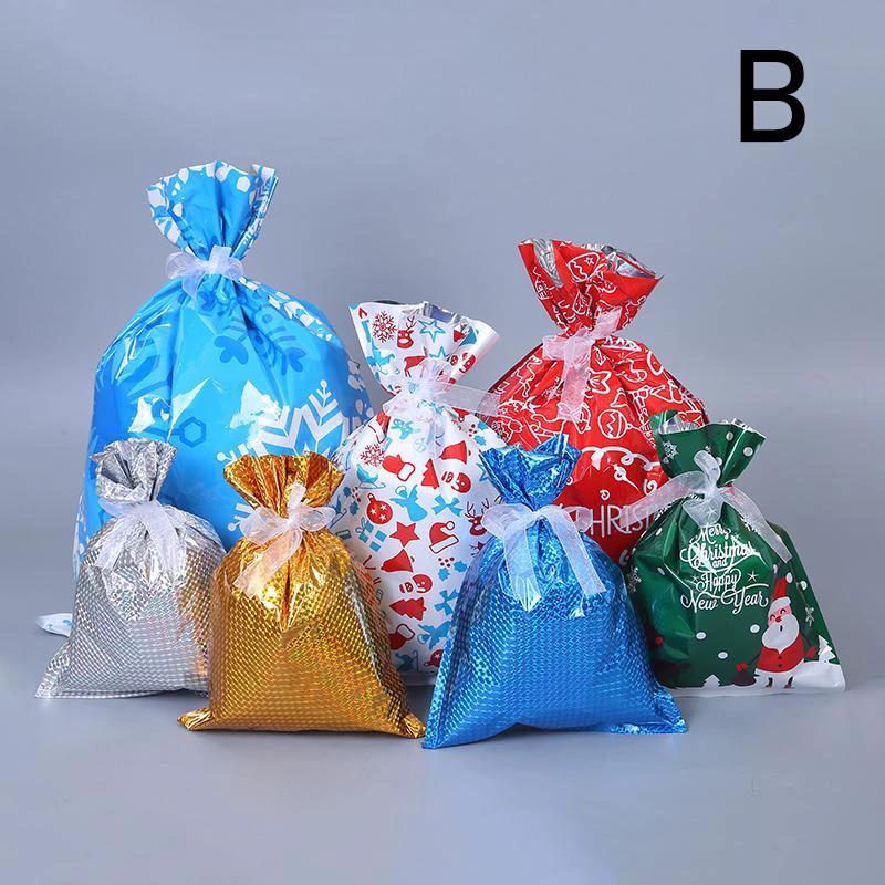 Gift wrapping bag Christmas by Bowlift