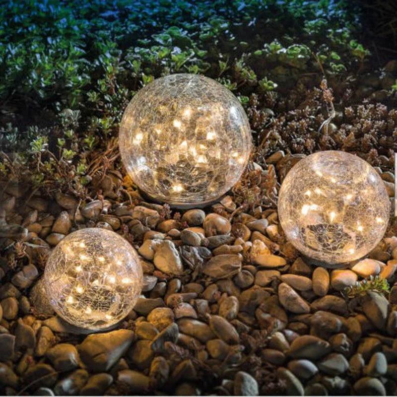Solar-powered garden lamp Bowlift by Bowlift
