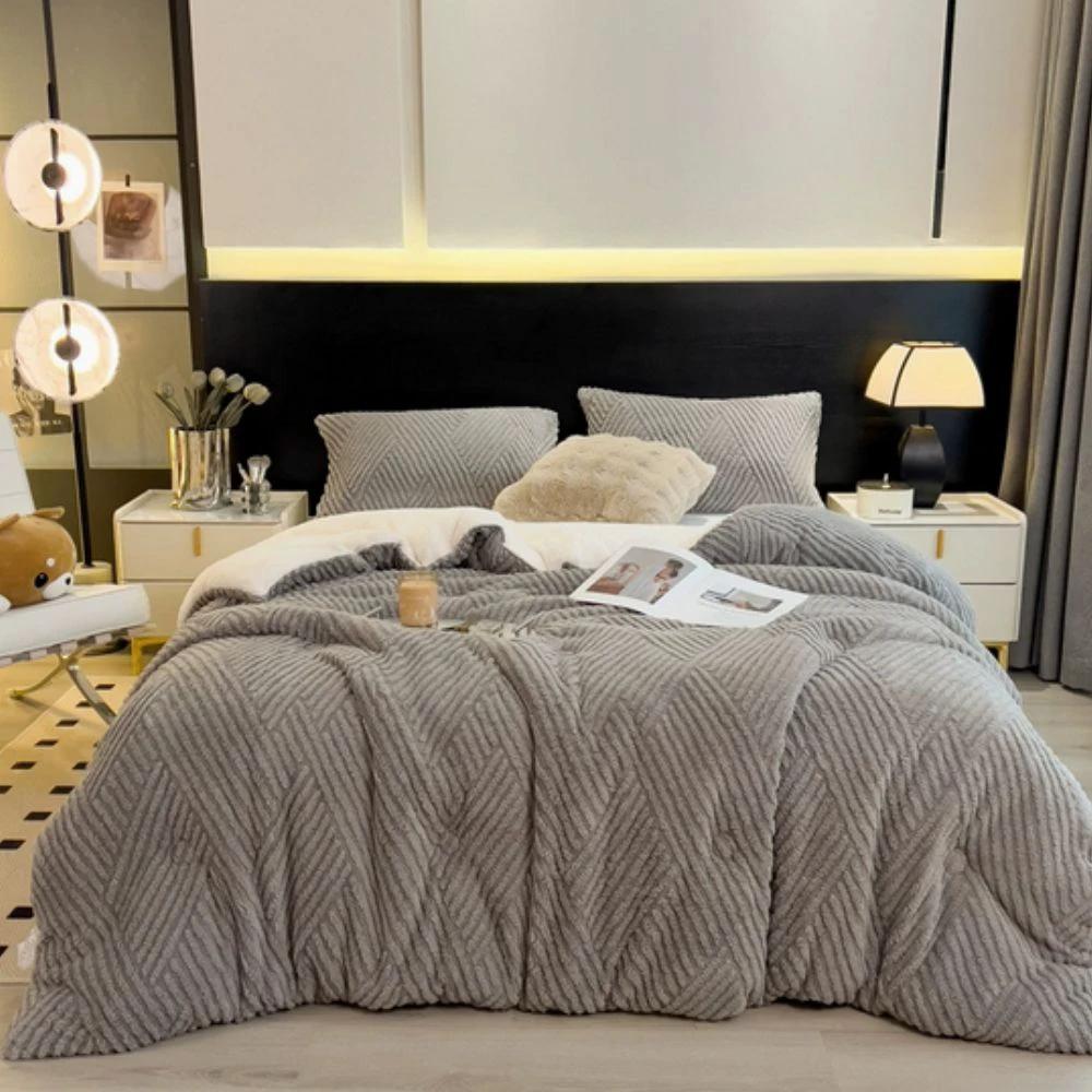 Chevron Luxe Plush Blanket by Casa & Beyond