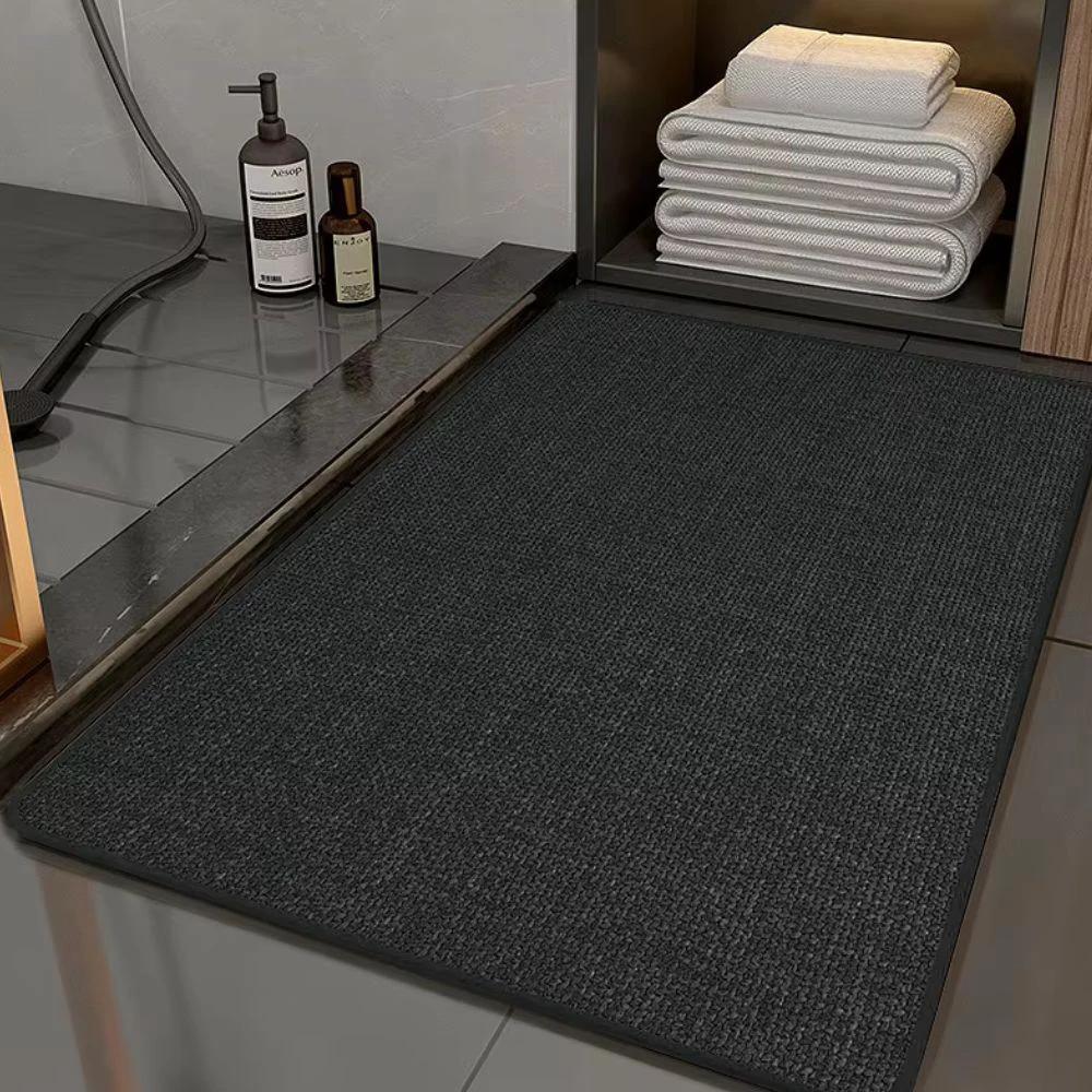 Braided Comfort Non-Slip Bath Mat by Casa & Beyond