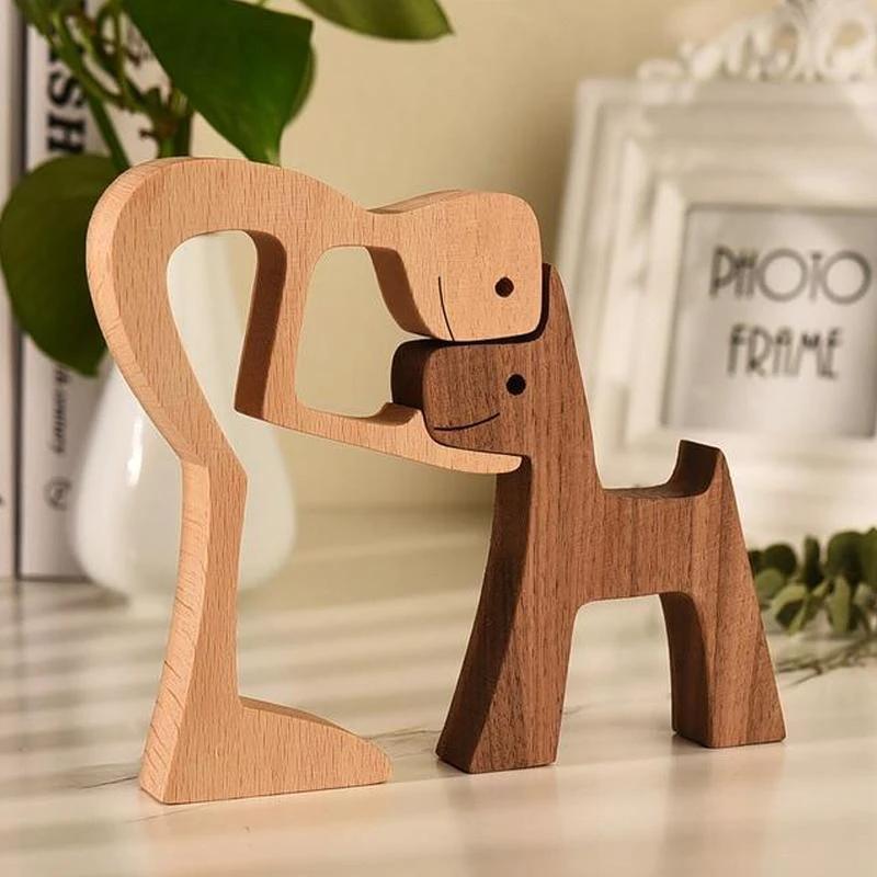 Tier lovers - Table ornaments made of wood carving by Bowlift