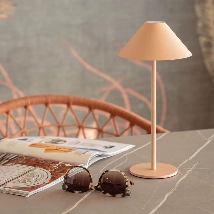 Serenity Cone Lamp by BowLift