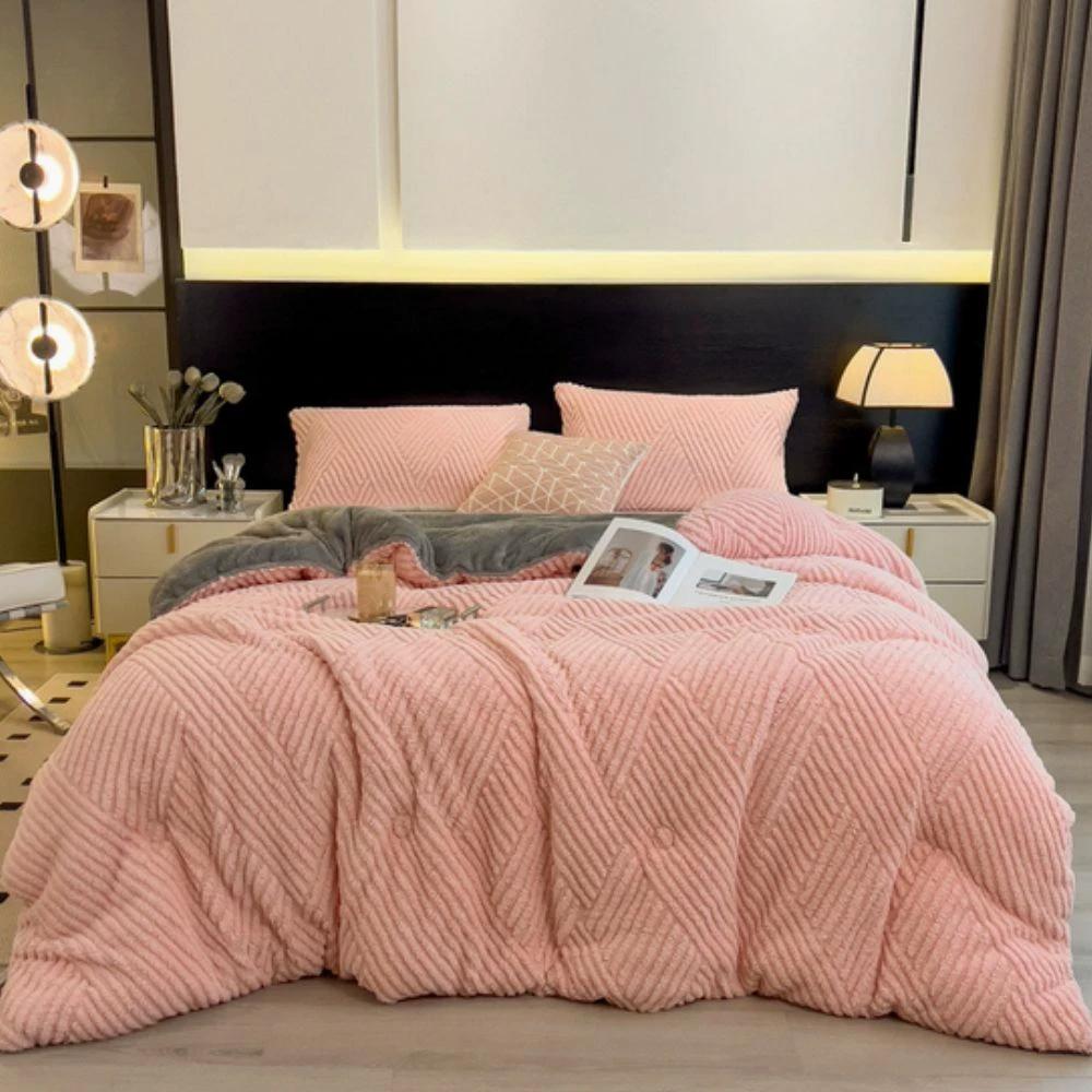 Chevron Luxe Plush Blanket by Casa & Beyond