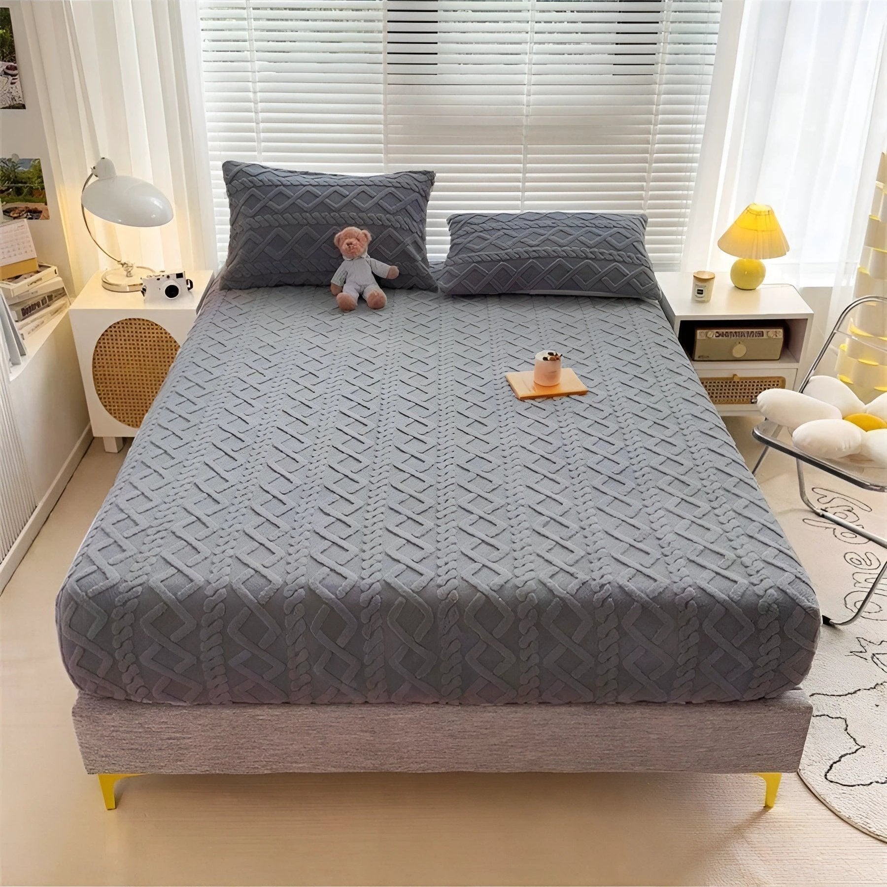 Premium Velvet Sherpa Sheet Set by Casa & Beyond