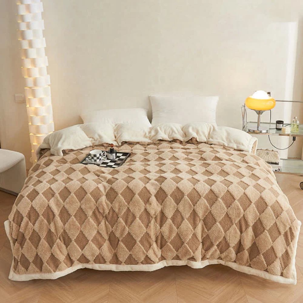 Soft Diamond Pattern Comfort Blanket by Casa & Beyond