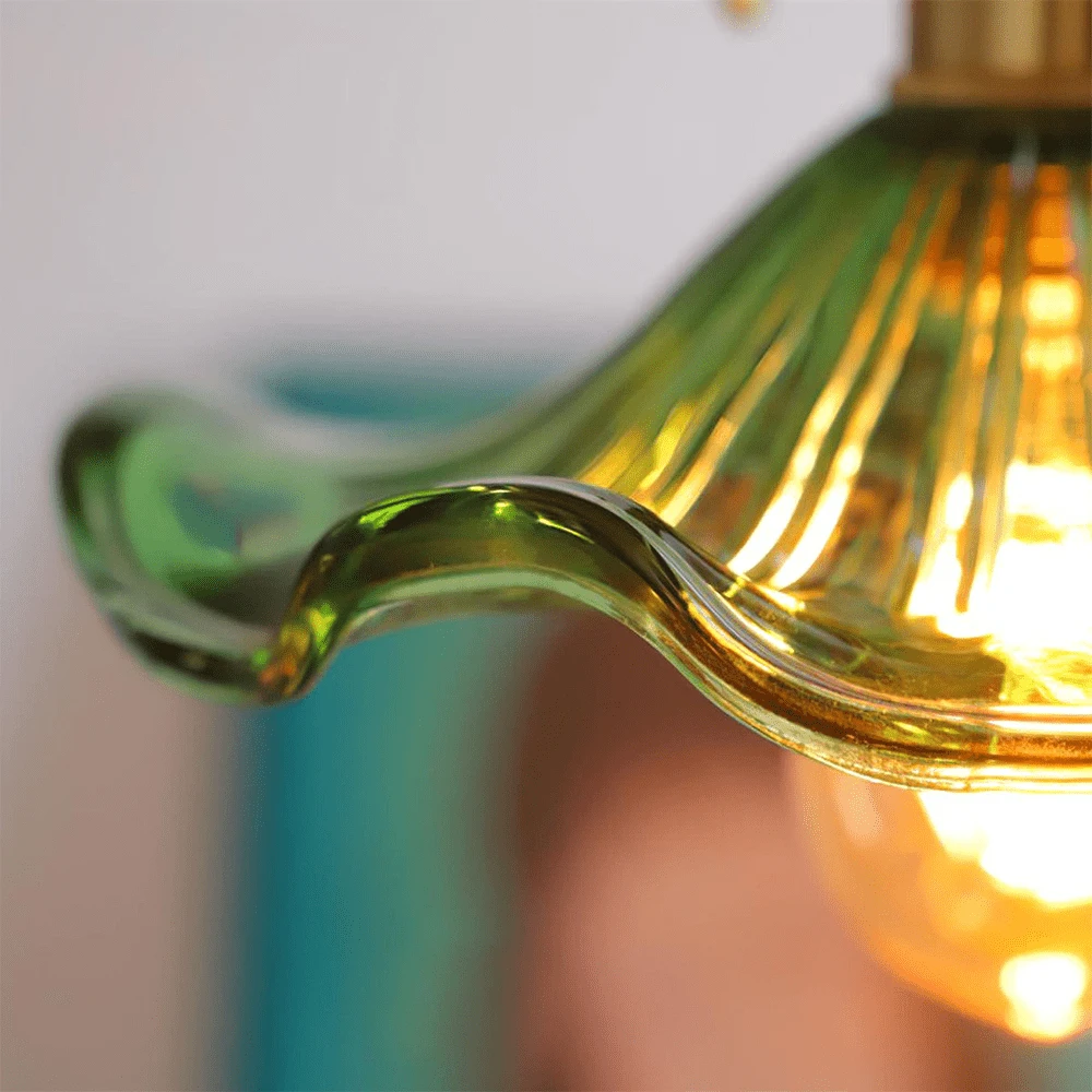 Stylish hibiscus flower lamp Bowlift by Bowlift