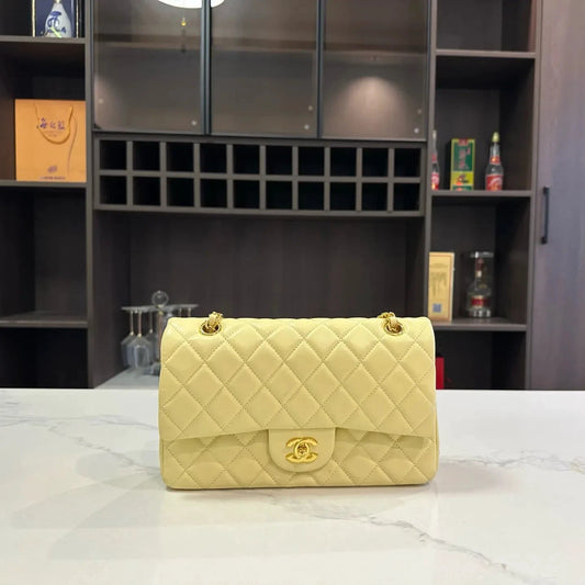 Classic Chain Quilted Flap Luxury Bag High-Quality Leather Handbag by jimmy_luxuries
