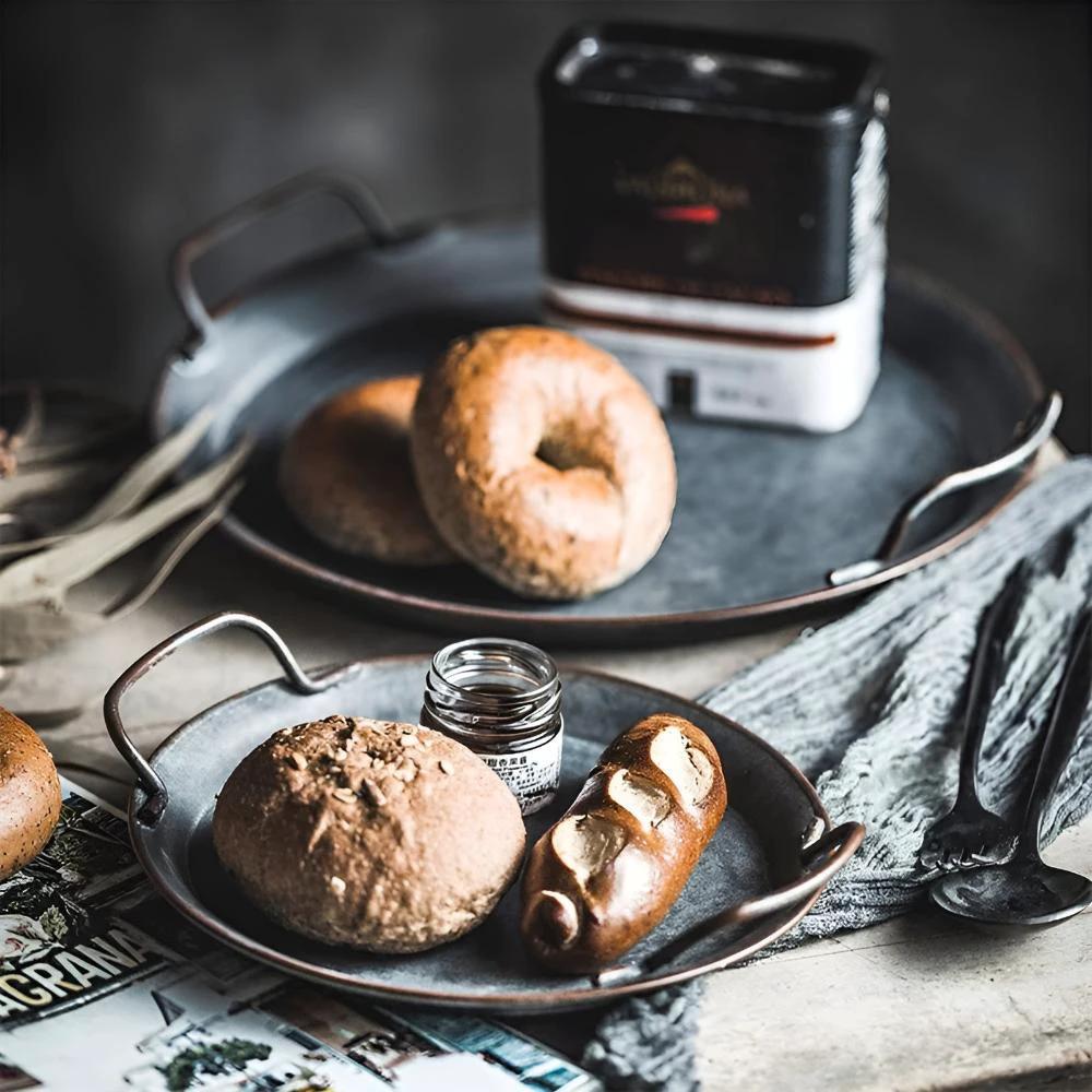 Retro Round Metal Dinner Serving Trays by Casa & Beyond