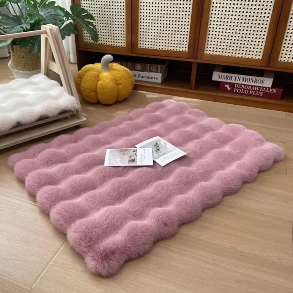 Luxury Faux Fur Pet Mat by Casa & Beyond