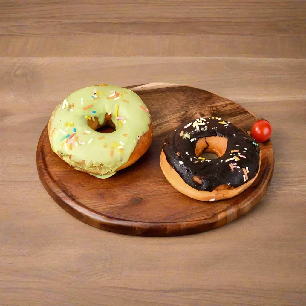 Round cutting board made of acacia wood – Versatile kitchen board for steak, snacks, and more Bowlift by Bowlift