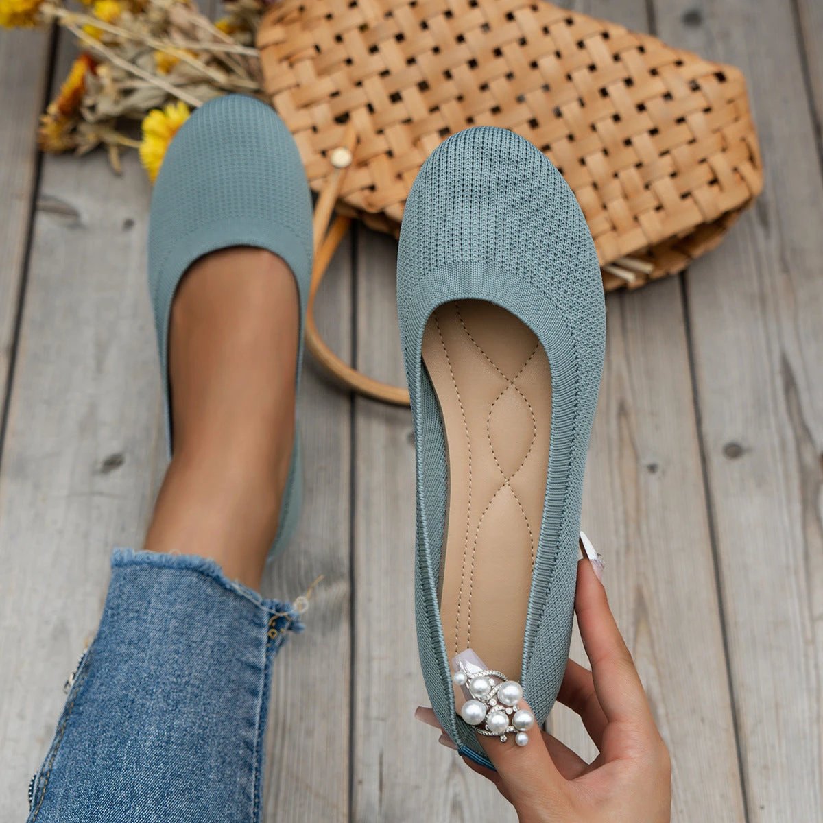 BowLift 丨 Women's Round Toe Bean Shoes by BowLift