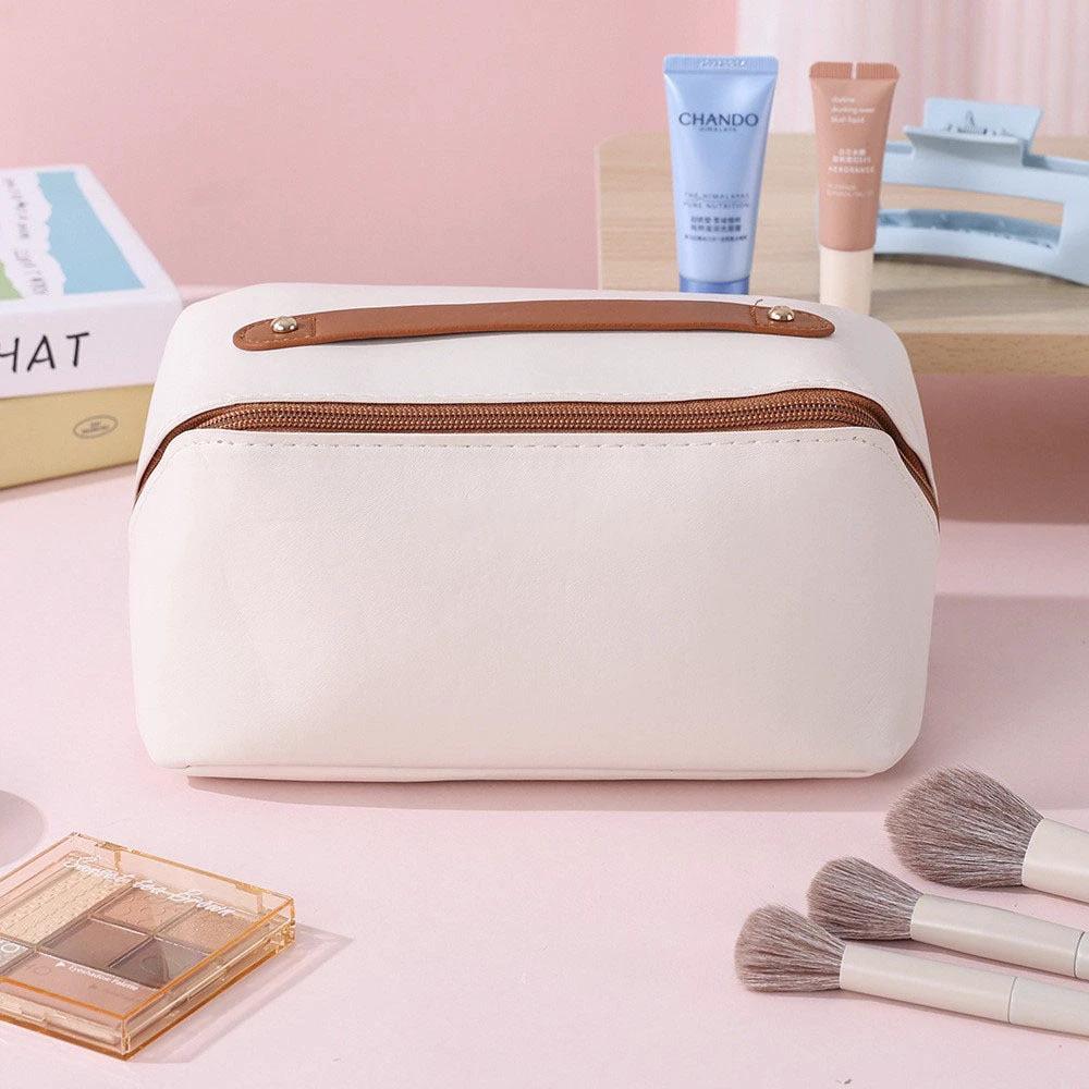 BowLift 丨 Portable Travel Cosmetic Bag Large Capacity High-value PU Leather by BowLift