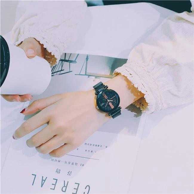 The Kaleida Watch by Bowlift