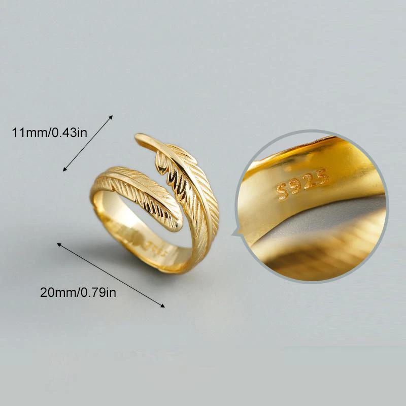 Adjustable Golden Spring Ring by Bowlift