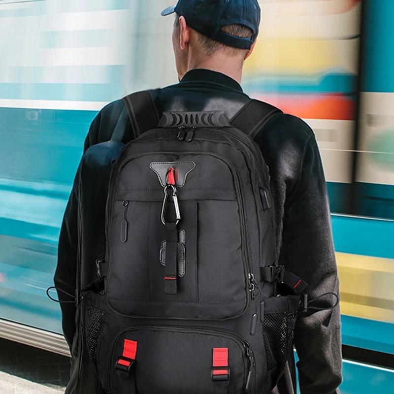 Travel bag with large capacity by Bowlift