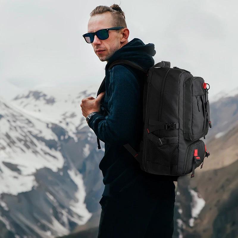 Travel bag with large capacity by Bowlift