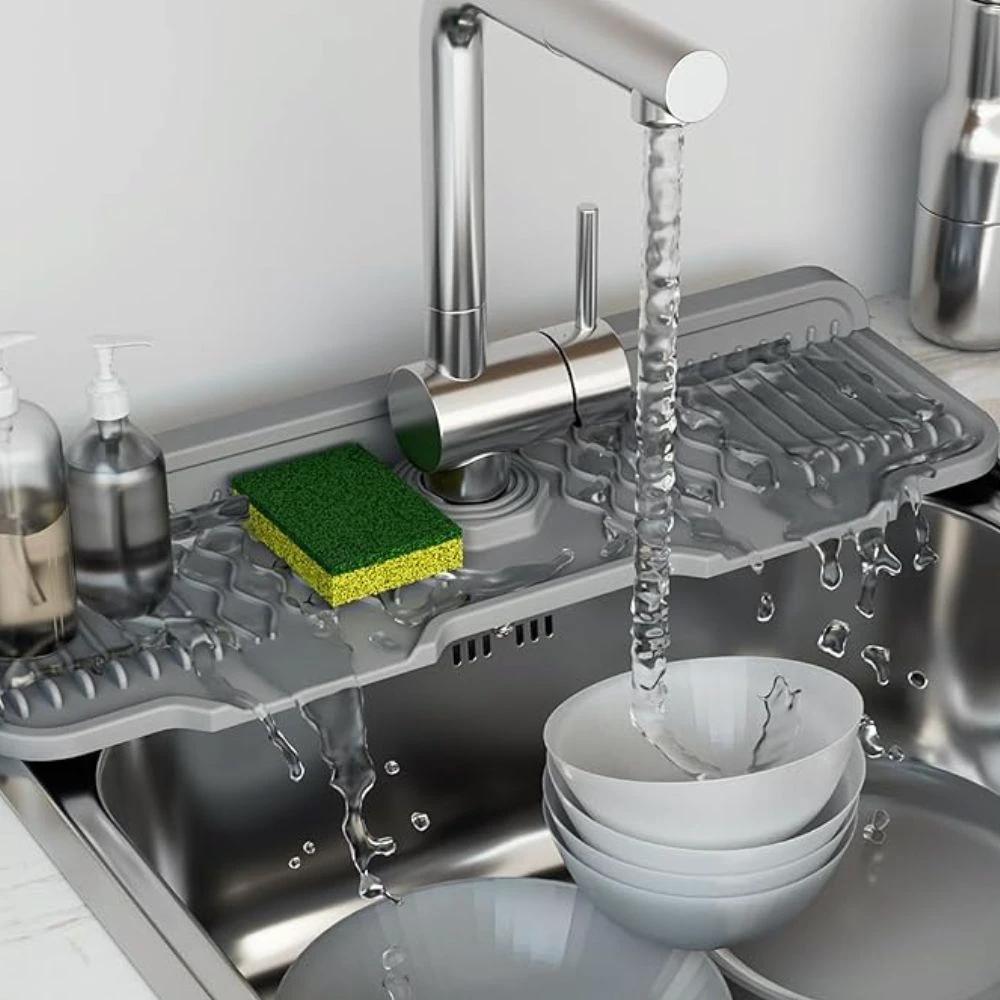 Aqua Slope Rubber Faucet Sink Mat by Casa & Beyond