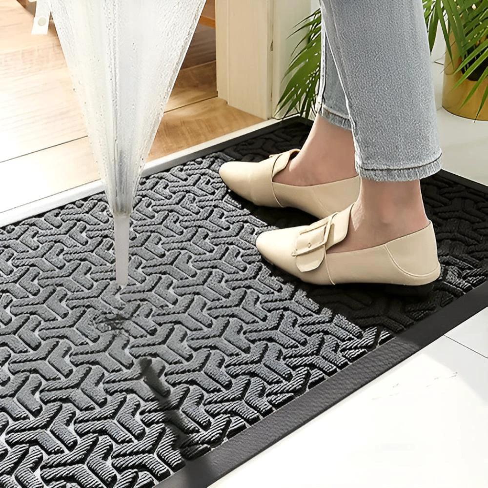 Geometric Entryway Door Mat by Casa & Beyond