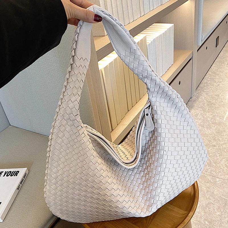 Elegant Woven Bag for Women by Bowlift