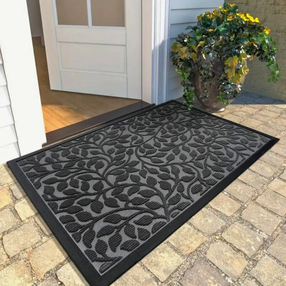 Olive Grove Elegance Door Mat by Casa & Beyond