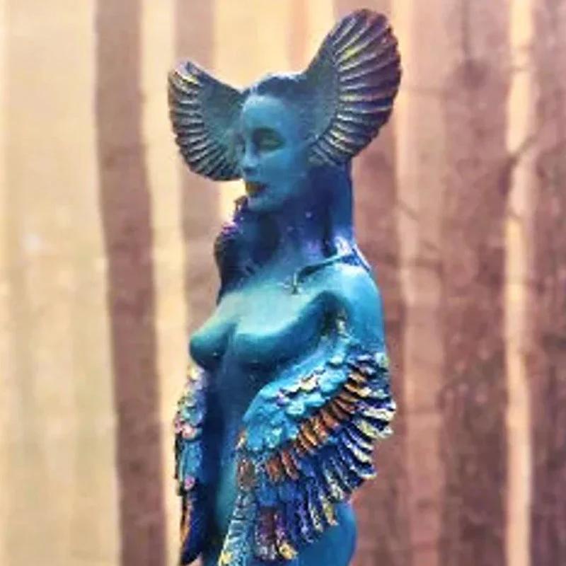 Ornament Shaman DéEsse Owl by Bowlift