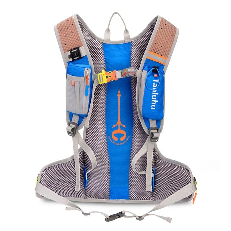 Backpack for cycling and outdoor sports by Bowlift