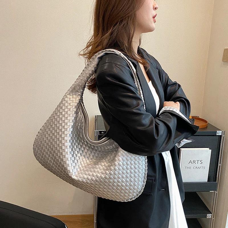 Elegant Woven Bag for Women by Bowlift