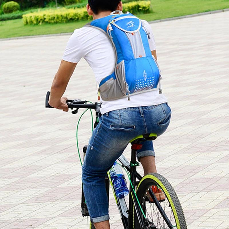 Backpack for cycling and outdoor sports by Bowlift