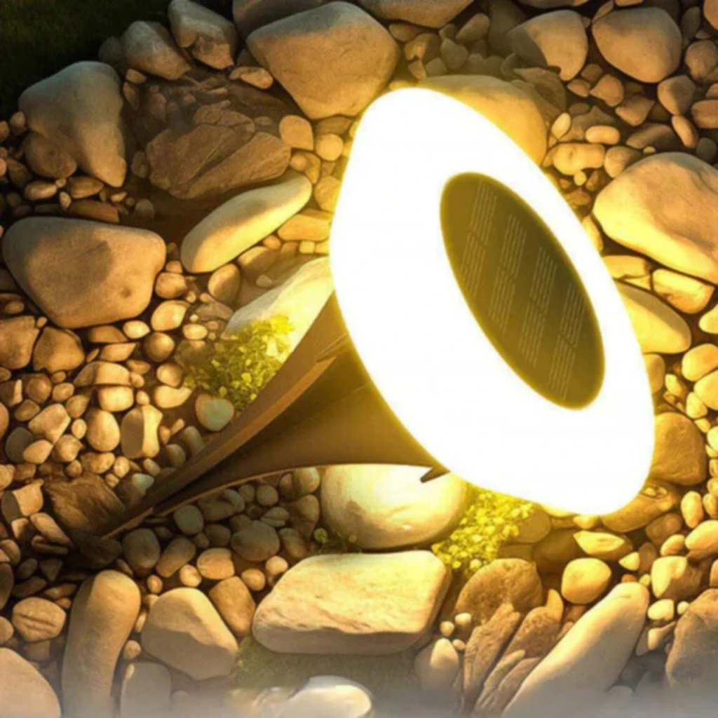 Rust-Proof Solar Outdoor Light for All Weathers Bowlift by Bowlift