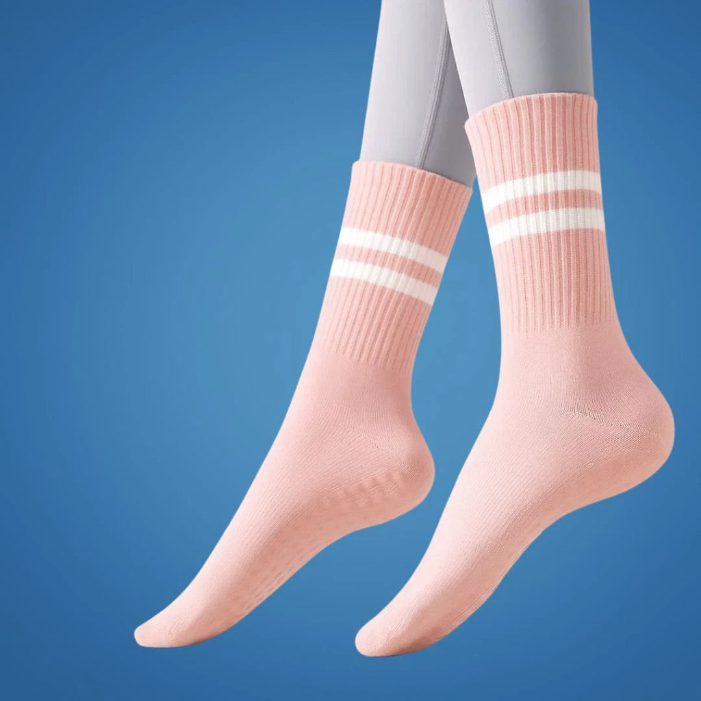 Non-Slip Traction – Breathable Cushioning – Comfort Fit – Stability & Safety for Women’s Studio Workouts Bowlift by Bowlift