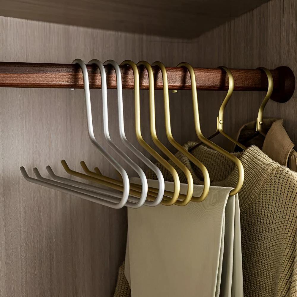 Minimalist Metal Wardrobe Hangers | 5Pcs by Casa & Beyond