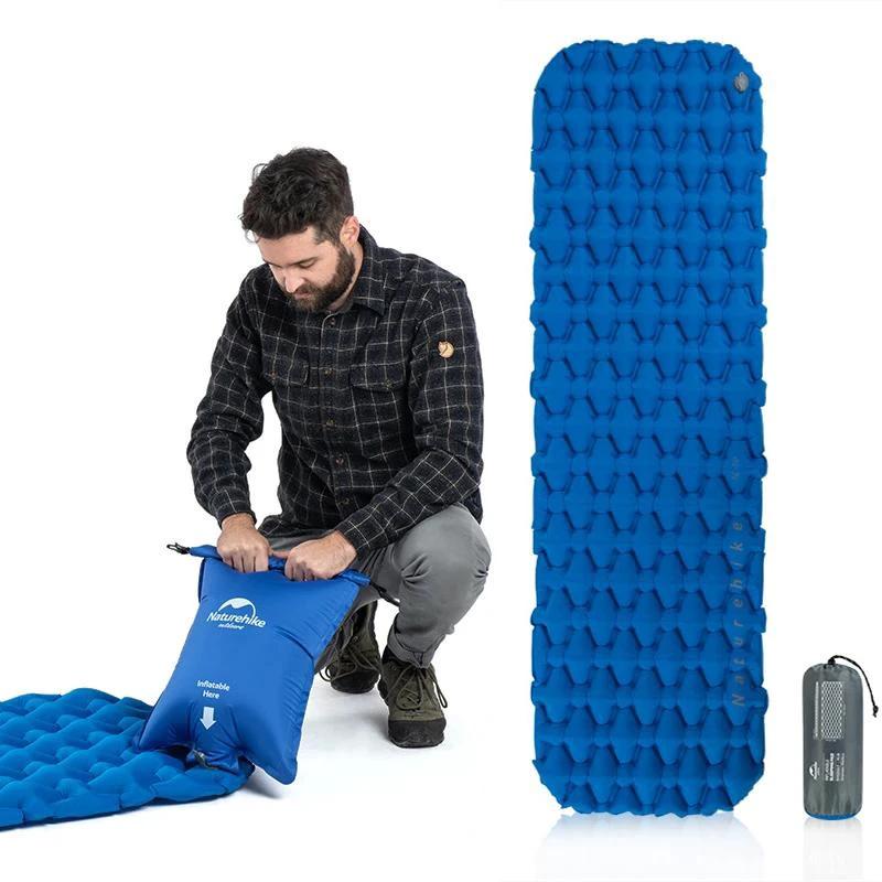 Camping carpet with air mattress by Bowlift