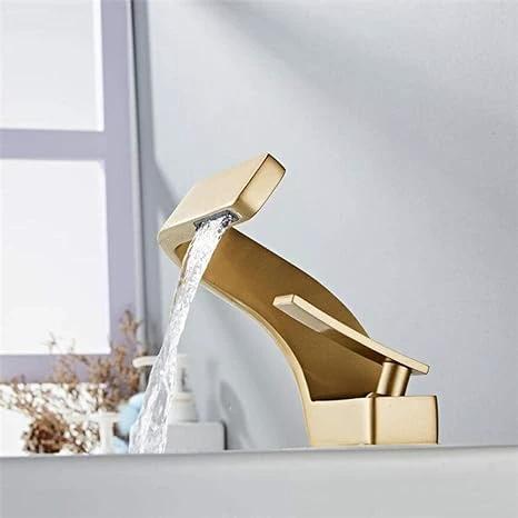 AquaArc Modern Kitchen Faucet Bowlift by Bowlift