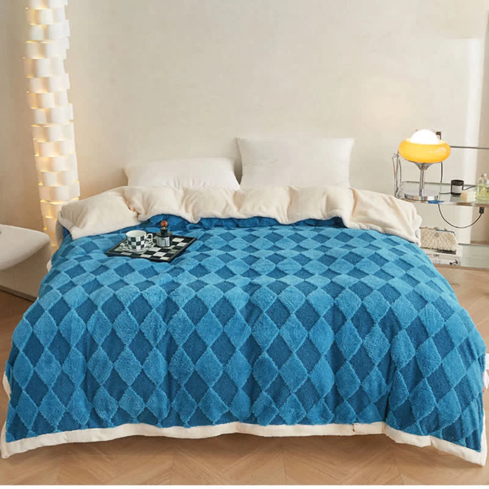 Soft Diamond Pattern Comfort Blanket by Casa & Beyond